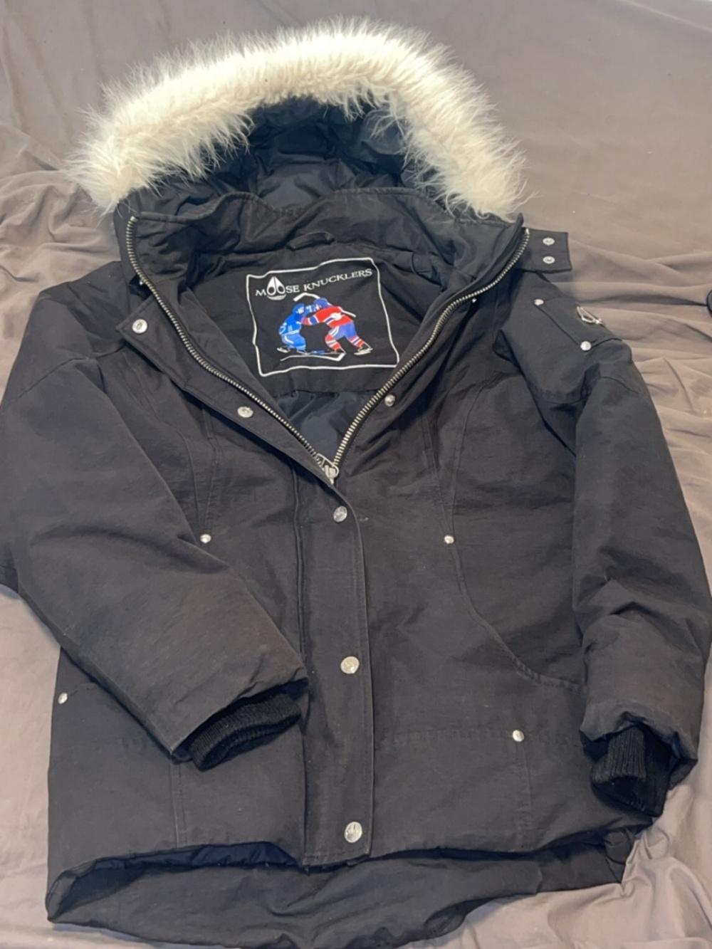 Moose knuckles parka jacket in kids size (12)